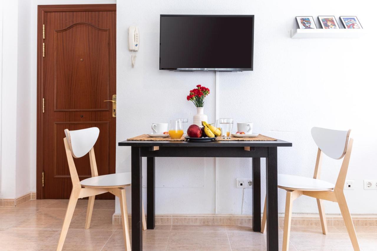 -Malagasunapts- Bright City Centre Studio Εξωτερικό φωτογραφία